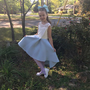 Meet your Posher, Laura